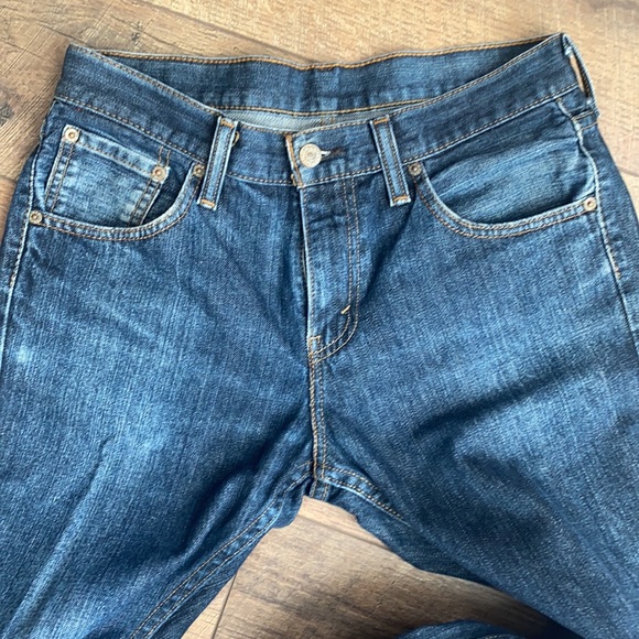 Vintage Ladies Levi’s. Dark blue denim wash. Boot cut. Size 30x30. - Picture 4 of 6